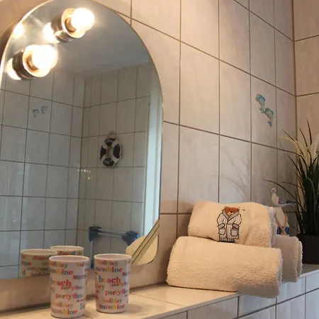 Apartamento Strandnahe Mit Terrasse Und Parkplatz By Interhome Zingst