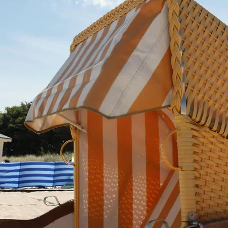 Strandnahe Mit Terrasse Und Parkplatz By Interhome *