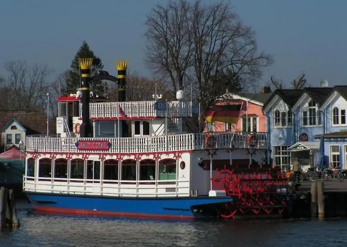 Strandnahe Mit Terrasse Und Parkplatz By Interhome *